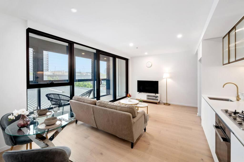 Chic 1Br1B W Bbq, Gym, Walk To Box Hill Central Apartment Exterior photo