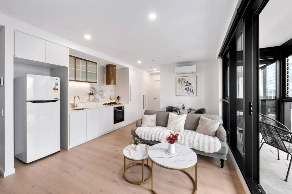 Chic 1Br1B W Bbq, Gym, Walk To Box Hill Central Apartment Exterior photo